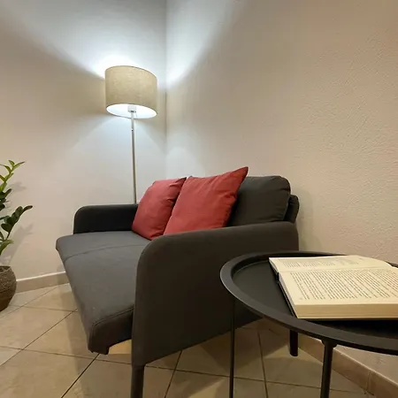 Apartment Grace's Garden - Cagliari, Casa Moderna Con Giardino E Bbq, Tra Centro Citta E Mare Cagliari